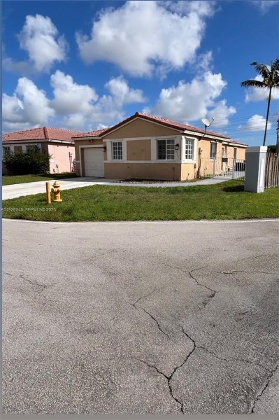 17191 SW 139th Ct Miami, FL 33177
