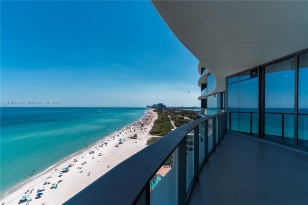 15701 Collins Ave #1002 Sunny Isles Beach, FL 33160