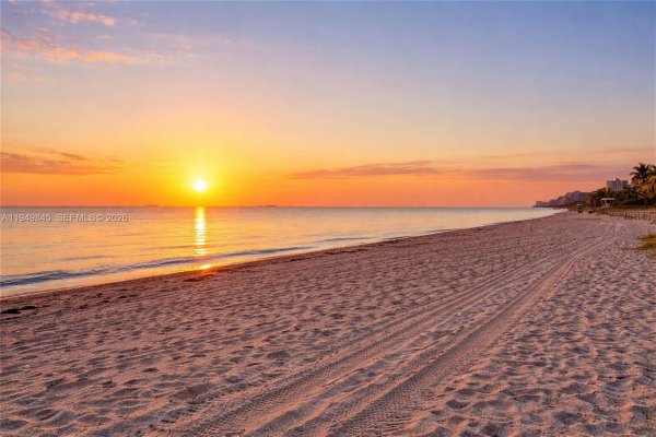 1901 N Ocean Blvd #TH-B Fort Lauderdale, FL 33305