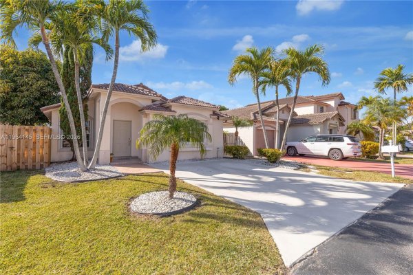 14144 SW 149th Pl Miami, FL 33196