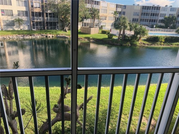 1700 NE 191st St #206 North Miami Beach, FL 33179