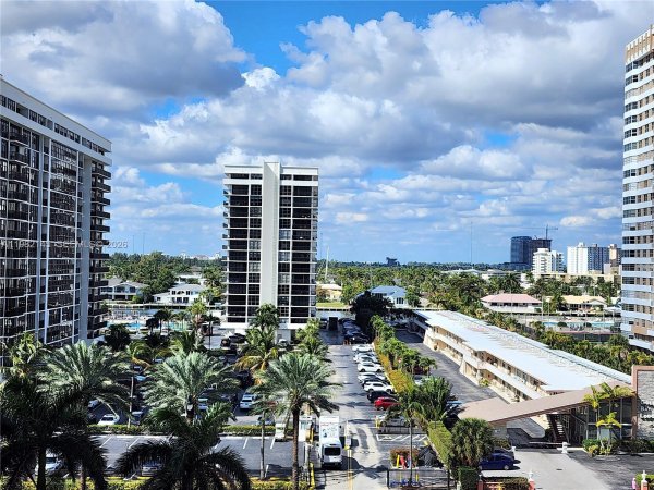 2030 S Ocean Dr #626 Hallandale Beach, FL 33009