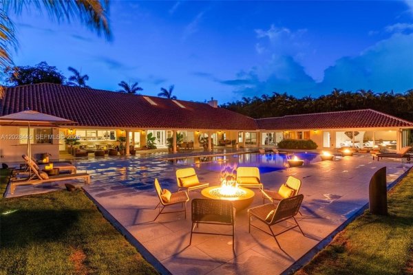 8251 Old Cutler Rd Coral Gables, FL 33143