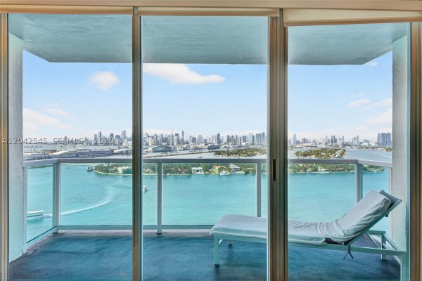 Undisclosed Address Miami Beach, FL 33139