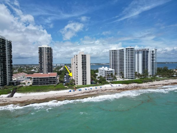 4200 N Ocean #1-204 Riviera Beach, FL 33404
