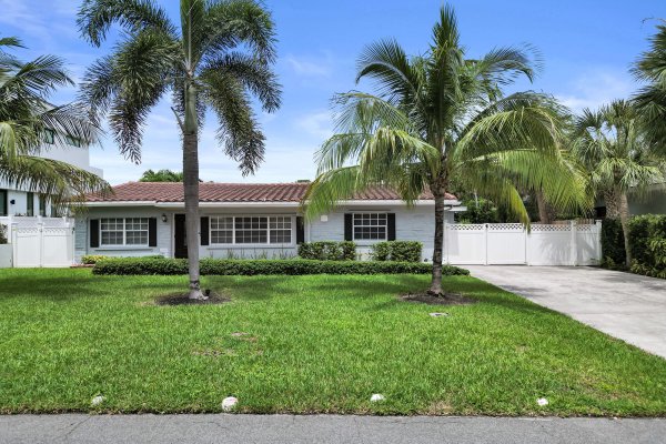 3207 Leigh Rd Pompano Beach, FL 33062