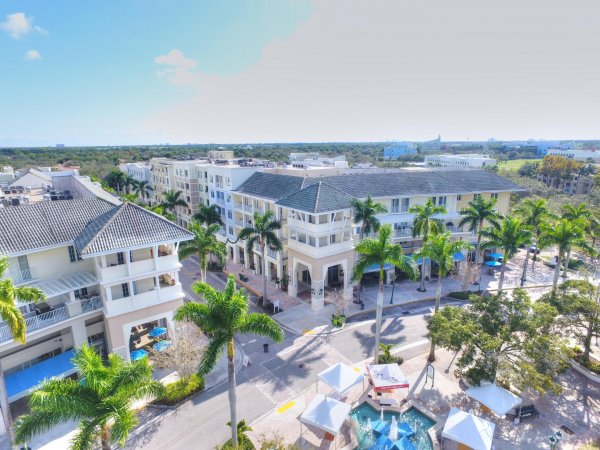 1200 Town Ctr #409 Jupiter, FL 33458