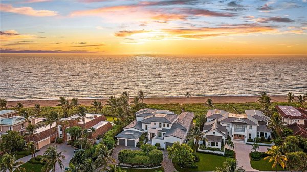 22 Ocean Dr Jupiter Inlet Colony, FL 33469