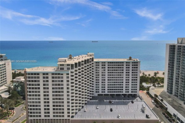 2899 Collins Ave #1234 Miami Beach, FL 33140