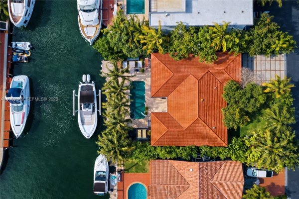 3400 NE 165th St North Miami Beach, FL 33160