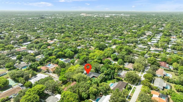 15321 SW 82nd Ave Palmetto Bay, FL 33157