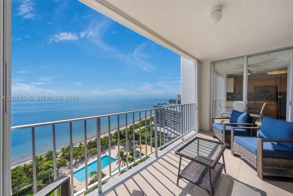 881 Ocean Dr #16F Key Biscayne, FL 33149