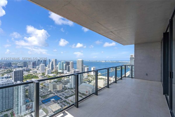 20 NE 11th St #6101 Miami, FL 33132