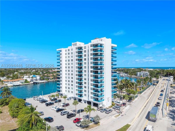 2639 N Riverside Dr #806 Pompano Beach, FL 33062