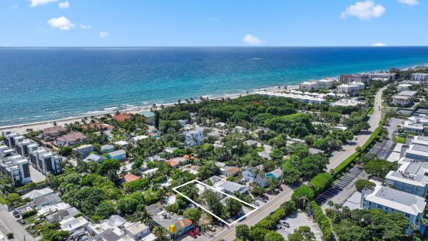 4617 N Ocean Blvd Boynton Beach, FL 33435