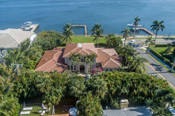3215 S Flagler Dr West Palm Beach, FL 33405 3215 S Flagler Dr West Palm Beach, FL 33405
