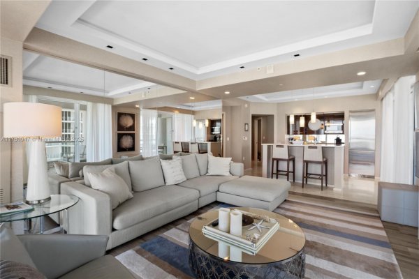 551 N Fort Lauderdale Bch Blvd #H1705 Fort Lauderdale, FL 33304