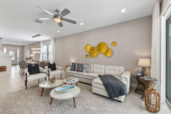 353 Southfield St Other, FL 34747