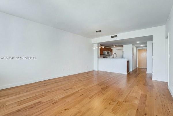 253 NE 2nd St #1007 Miami, FL 33132