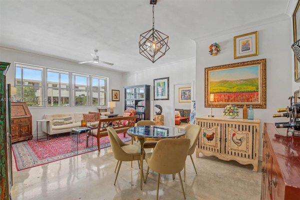 625 Biltmore Way #102 Coral Gables, FL 33134