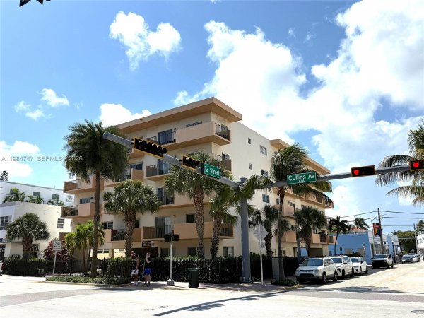 1150 Collins Ave #301 Miami Beach, FL 33139