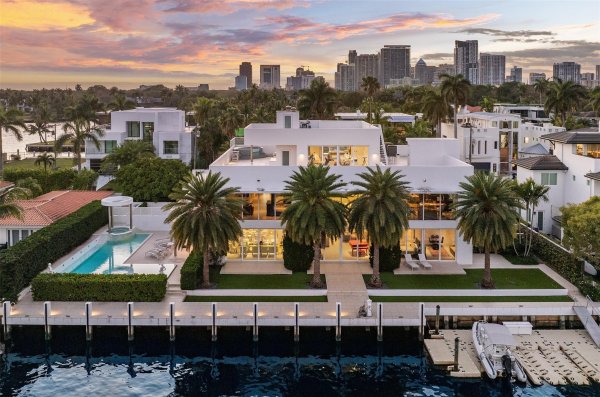 500 Isle Of Capri Fort Lauderdale, FL 33301