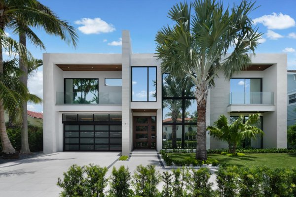141 Cortez Rd West Palm Beach, FL 33405 141 Cortez Rd West Palm Beach, FL 33405