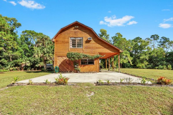 16324 Haynie Ln Jupiter, FL 33478