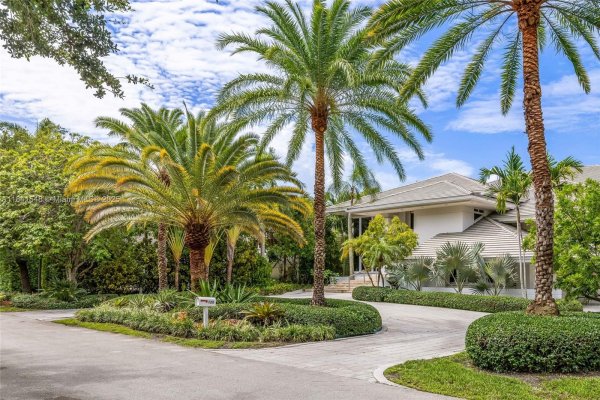 128 Orquidea Ave Coral Gables, FL 33143