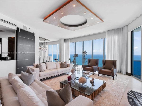 2711 S Ocean Dr #4005 Hollywood, FL 33019