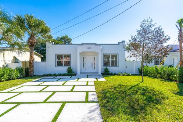 4010 Greenwood Ave West Palm Beach, FL 33407