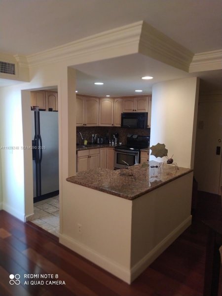 200 SE 15th Rd #7F Miami, FL 33129