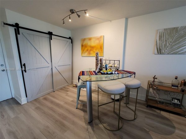 9320 Fontainebleau Blvd #510 Miami, FL 33172