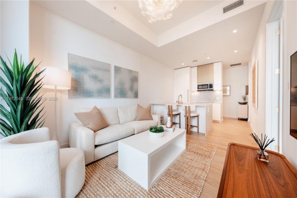 2655 S Bayshore Dr #1007 Miami, FL 33133