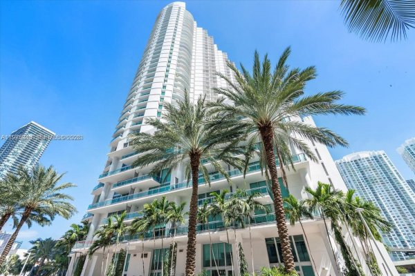 350 S Miami Ave #2110 Miami, FL 33130