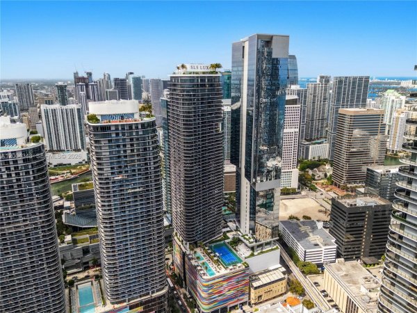 801 Miami Ave #709 Miami, FL 33130