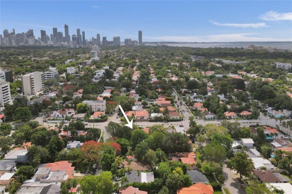 2300 SW 22nd Ave Miami, FL 33145