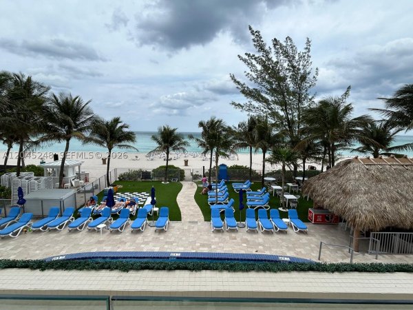 18683 Collins Ave #1706 Sunny Isles Beach, FL 33160