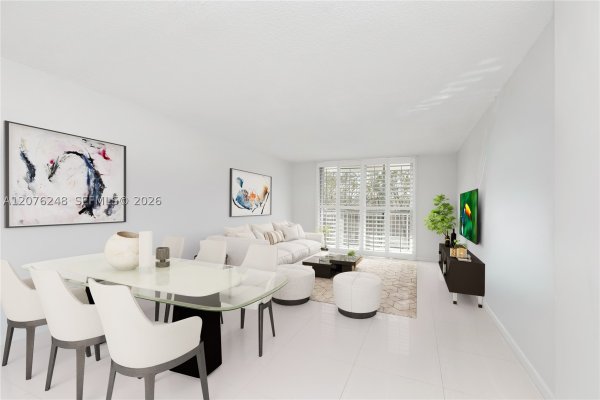 210 Sea Vw Dr #207 Key Biscayne, FL 33149