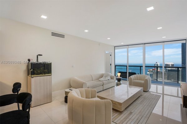 495 Brickell Ave #5005 Miami, FL 33131