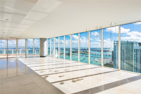 2020 N Bayshore Dr #4502 Miami, FL 33137