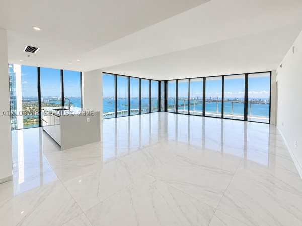 725 NE 24th #5401 Miami, FL 33137