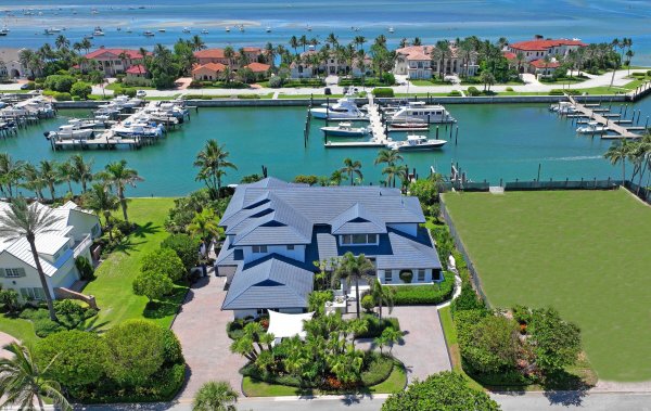 6819 SE South Marina Stuart, FL 34996