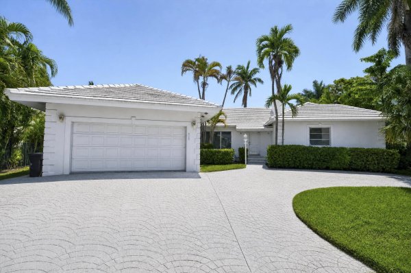 420 Lido Dr Fort Lauderdale, FL 33301