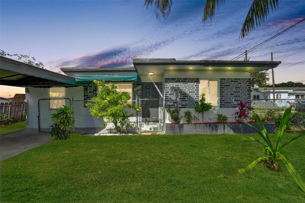 5903 Mckinley St Hollywood, FL 33021