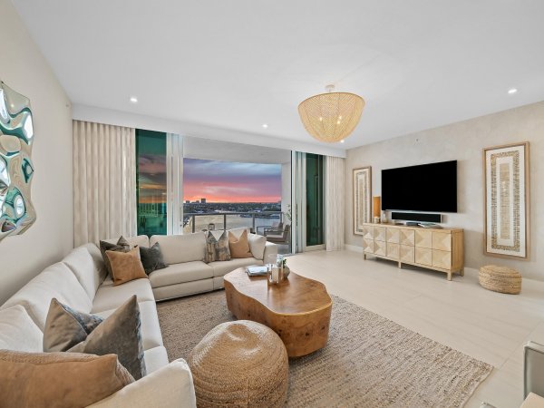 321 N Birch #1002 Fort Lauderdale, FL 33304