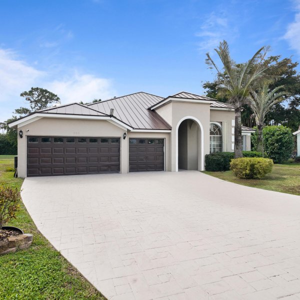 250 Button Bush Wellington, FL 33414