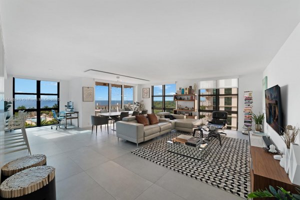 1121 Crandon Blvd #F702 Key Biscayne, FL 33149