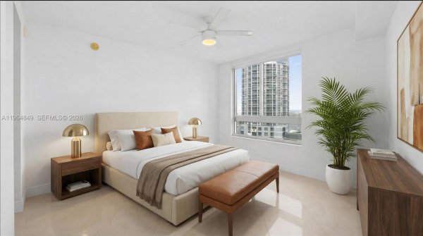 90 SW 3rd St #1608 Miami, FL 33130