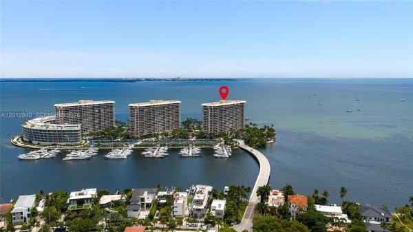 1 Grove Isle Dr #A1809 Miami, FL 33133